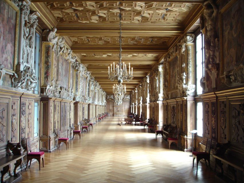 From Paris: Fontainebleau & Vaux-le-Vicomte Private Tour - Hotel pickup to two palaces in one 8-hour day