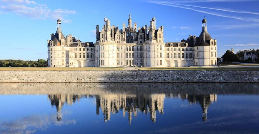 From Paris: Full-Day Loire Valley Chateaux Tour - Cheverny’s interiors and gardens: a calm 17th-century finish