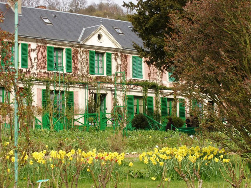 From Paris: Giverny and Monet's Home Day Trip - The drive out: how the scenery and story prep your eyes