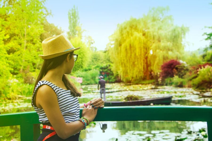 From Paris: Giverny and Versailles Palace Guided Day Trip - Versailles Palace Guided Tour: Where the Court Drama Lives