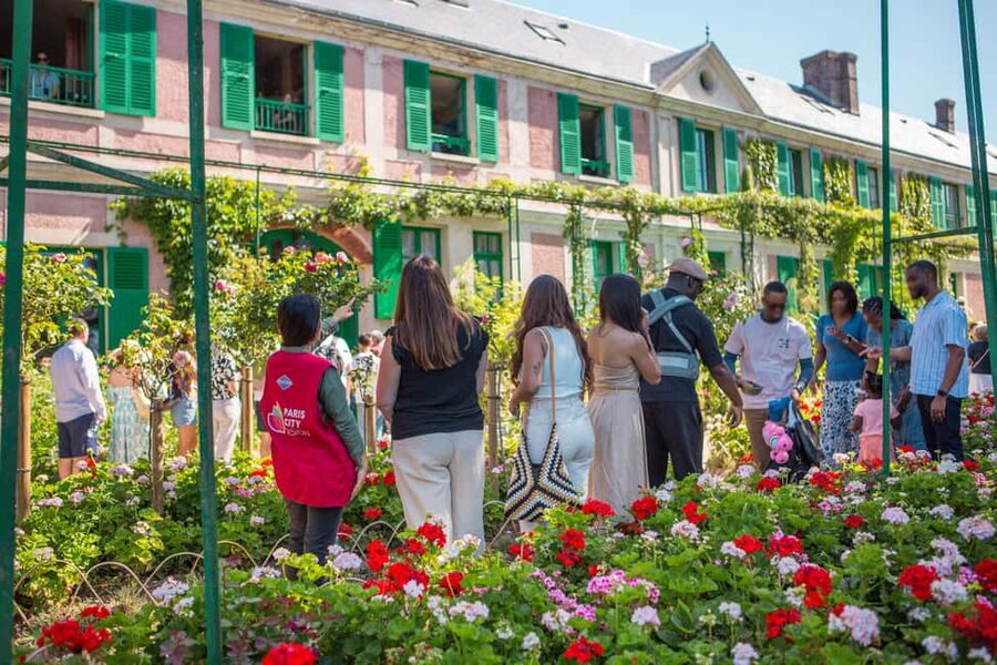 From Paris: Giverny Day Trip with Audio Guide or Live Guide - Key Things I’d Bookmark Before You Go