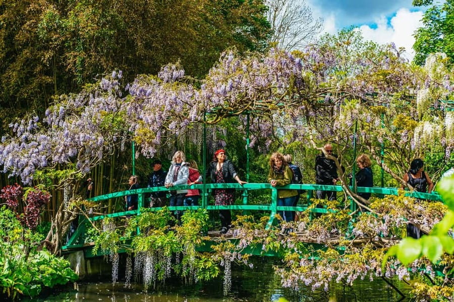 From Paris: Giverny, Monet’s Home & Gardens Half-Day Trip - Who should book this Giverny and Monet trip from Paris