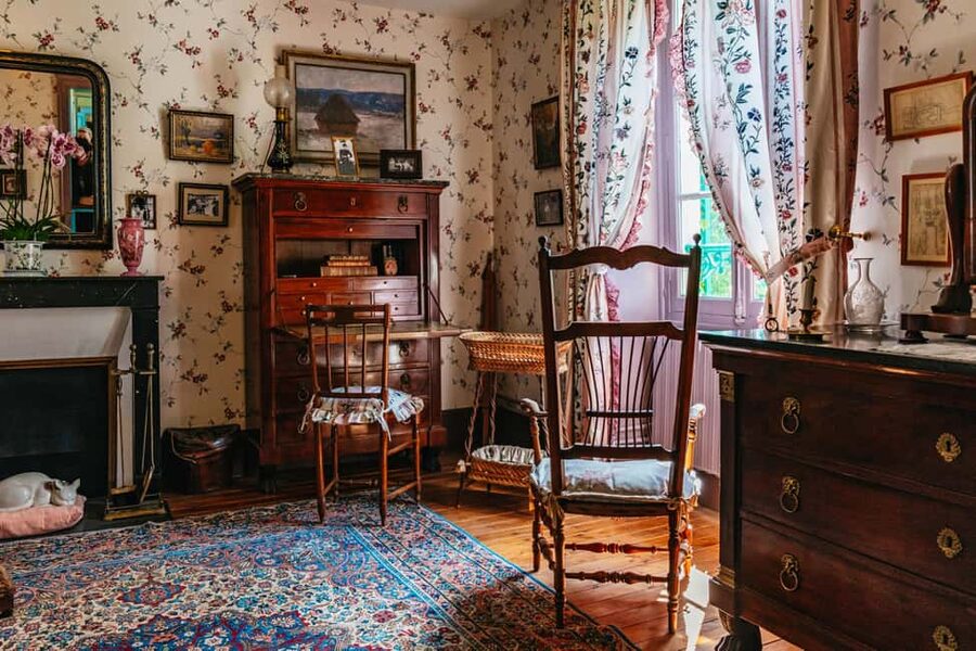 From Paris: Giverny, Monet’s Home & Gardens Half-Day Trip - Versailles upgrade option: how it changes the day