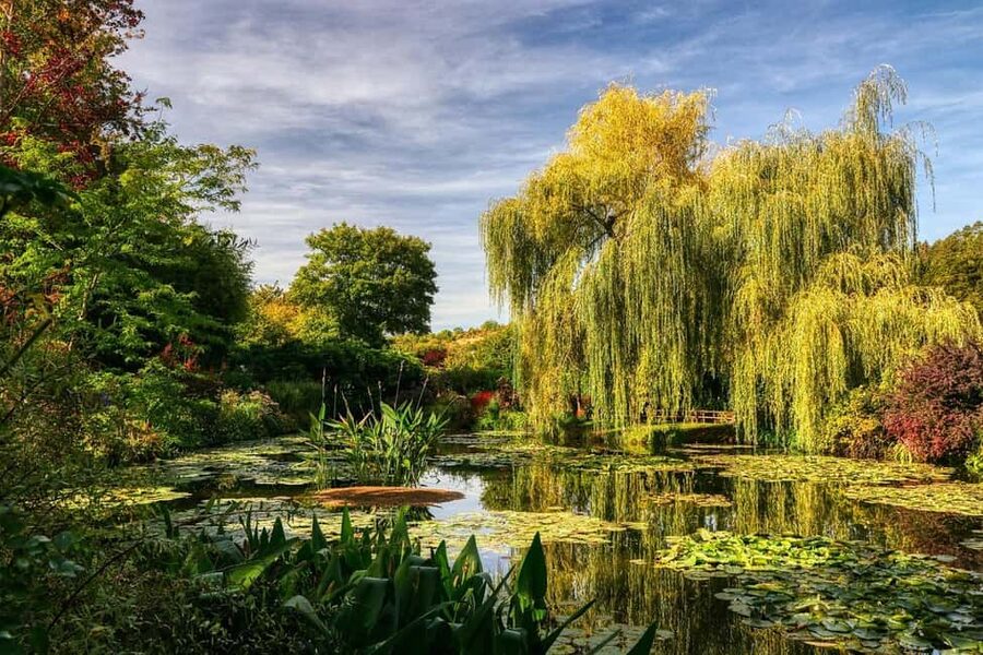 From Paris: Giverny Monet’s House & Gardens Half-Day Tour - Giverny and Monet, in one half-day