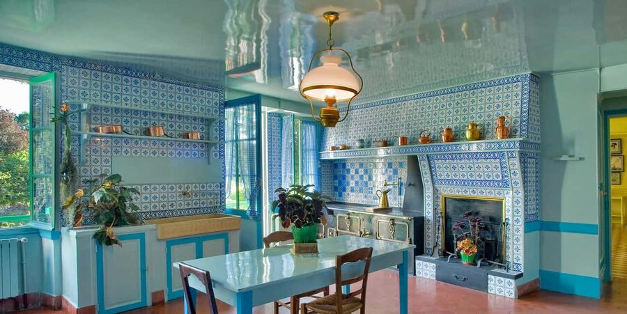 From Paris: Giverny Monet’s House & Gardens Half-Day Tour - Monet’s restored house: rooms you can actually picture