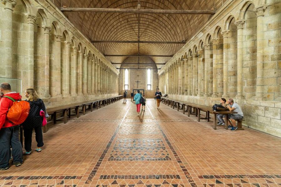 From Paris: Mont Saint Michel Day Trip with a Guide - Mont Saint-Michel orientation and walking tour, the “get your bearings” phase