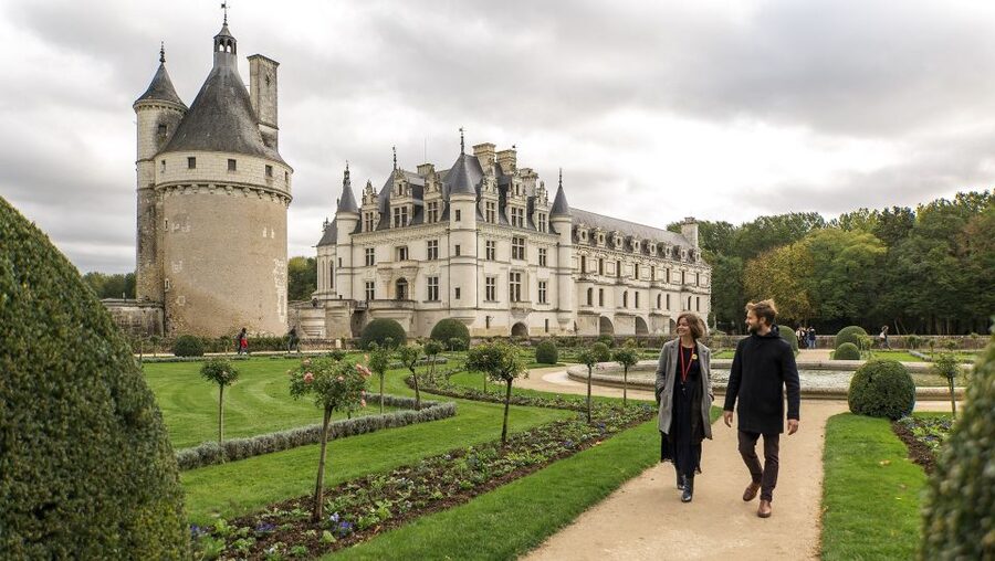 From Paris: Mont St Michel and Loire Valley 2 Day Tour - Key highlights worth knowing