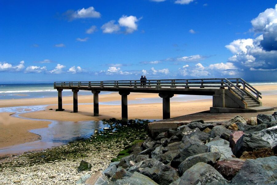 From Paris: Normandy Landing Beaches D-Day Tour by Minibus - Price and logistics: what $324 buys in a 12-hour day