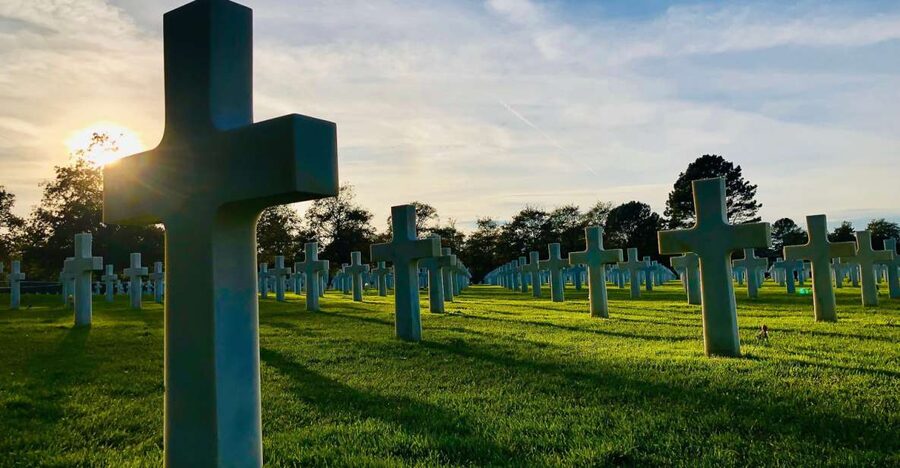 From Paris: Normandy Landing Beaches D-Day Tour by Minibus - Arromanches and the Mulberry Harbour: Allied engineering in under 15 days