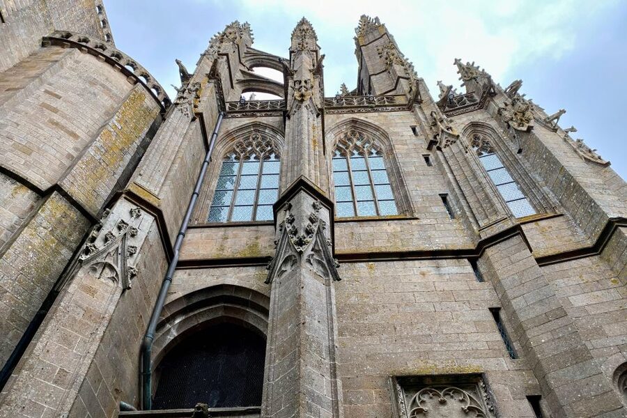 From Paris: Private Mont Saint-Michel & Normandy D-Day Tour - The return to Paris: long day, sensible finish