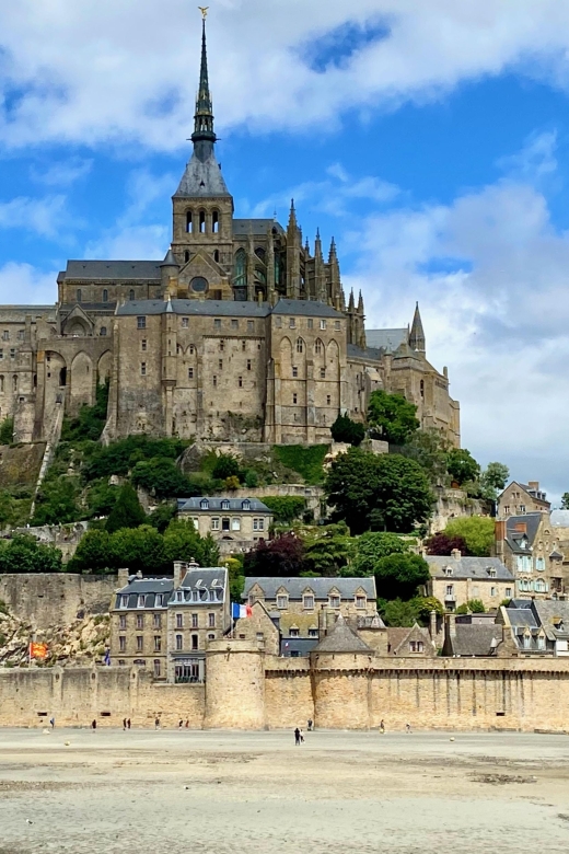 From Paris: Private Mont Saint-Michel & Normandy D-Day Tour - Overlord Museum: where the D-Day story gets specific