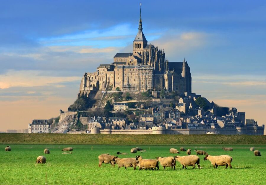 From Paris: Small-Group Mont St Michel Tour & Cider Tasting - Inside the Abbaye du Mont-Saint-Michel, what the audio guide adds