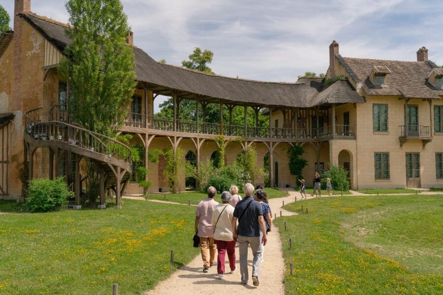 From Paris: Versailles Full-Day Trip by Train - Should you book this Versailles full-day trip by train?