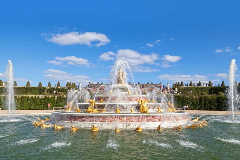 From Paris: Versailles Skip-the-Line Tour by Coach - The Palace of Versailles Tour: How the Rooms Work as a Story