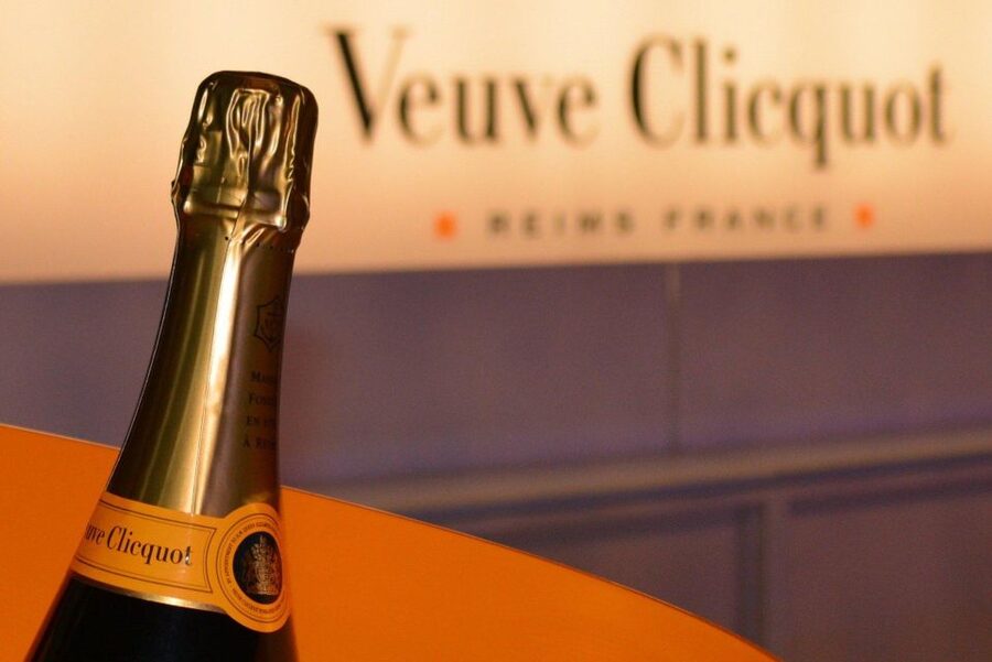 From Reims: Day Trip to Veuve Clicquot Family Grower & Lunch - Lunch in the Marne region: included, but quality is not guaranteed