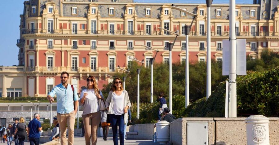From San Sebastian or Bilbao: Biarritz and French Coast Tour - Bayonne: Chocolate-Capital Energy, Market Browsing, and Cathedral Time