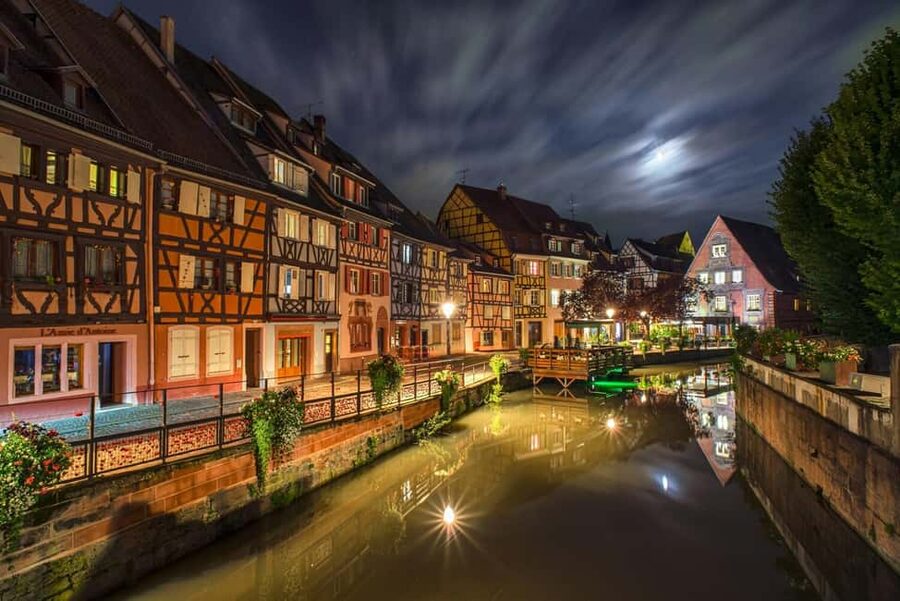 From Strasbourg: Castle, Riquewihr & Colmar Private DayTrip - Riquewihr on Cobblestones: Wine, Cheese, and Market-Era Atmosphere