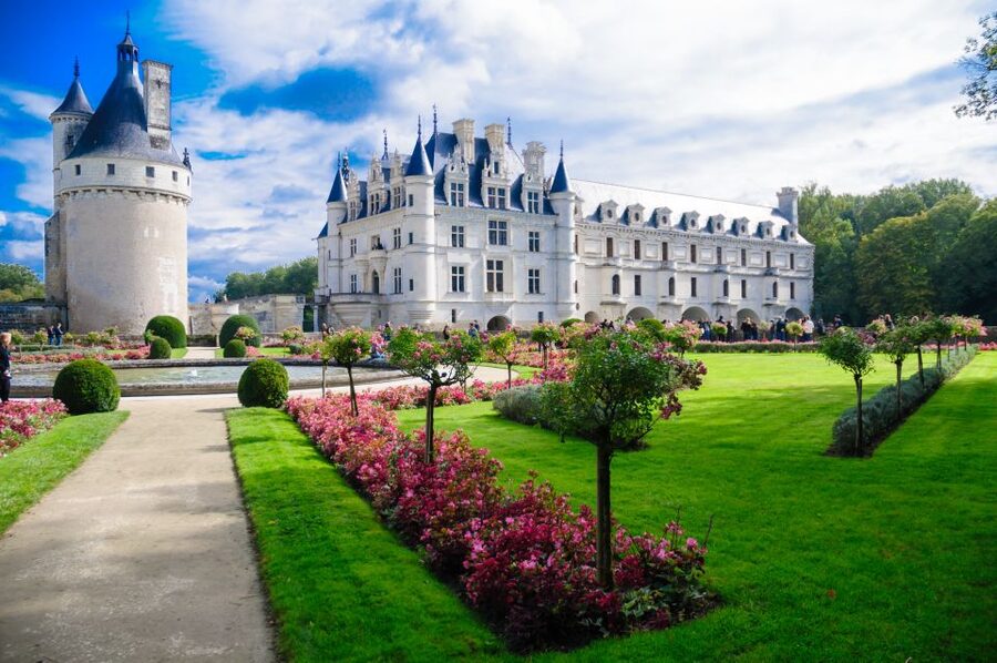 From Tours: Chenonceau and Chambord Castles Guided Tour - Who this tour fits best, and what to bring