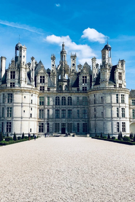 From Tours: Chenonceau and Chambord Castles Guided Tour - Why pairing Chambord and Chenonceau works so well in one day