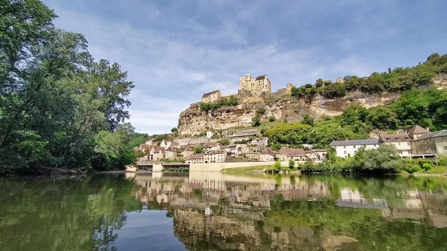 From Vitrac: Dordogne River Canoe Rental - Castelnaud-la-Chapelle Stop: Paddling While the Towns Float Into View