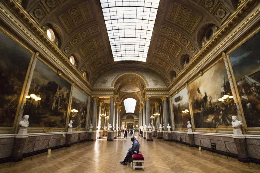 Gardens of Versailles Walking Tour & Palace Entry - Logistics that affect your enjoyment more than you think