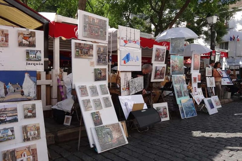 German private Walking Tour through Montmartre & Passages - Grands Boulevards views, then stepping into 19th-century passages