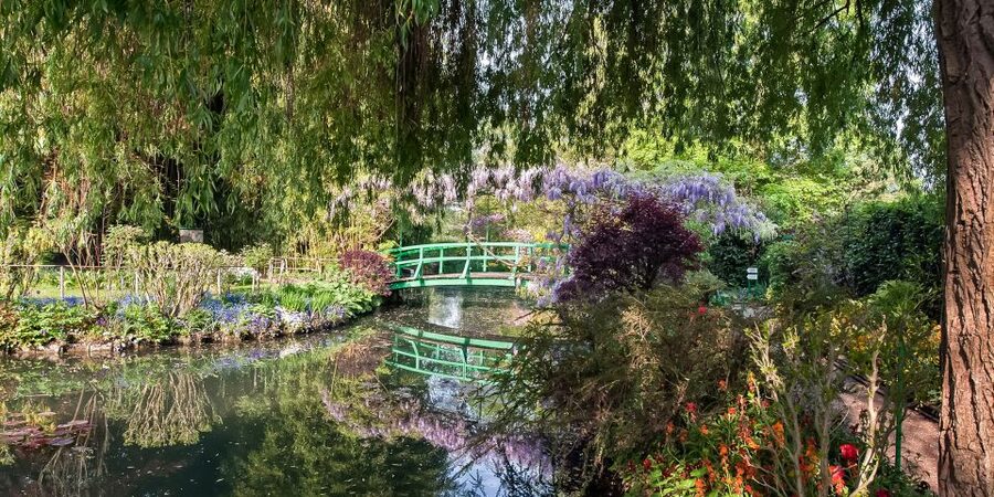 Giverny: Monet's House and Gardens Guided Tour - Timing, Seasons, and When Giverny Feels Best