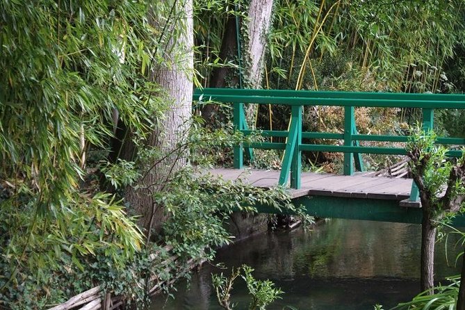Giverny Small-Group Minivan with Hotel Pickup or Meeting Point - Timing Choices: Morning, Midday, and Afternoon