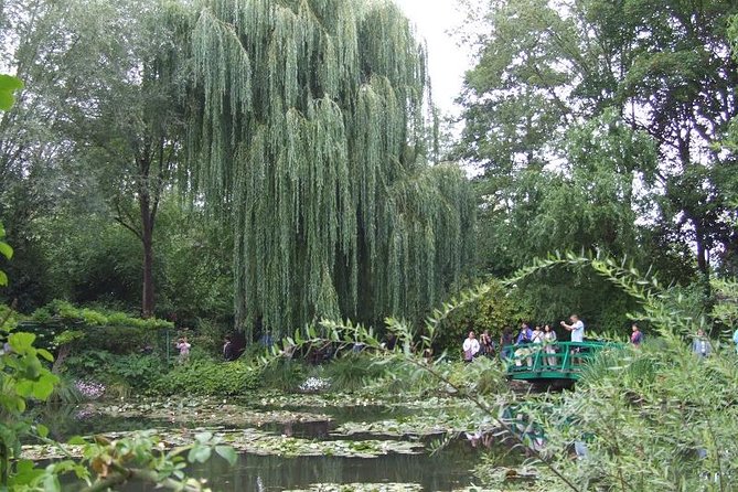 Giverny Small-Group Minivan with Hotel Pickup or Meeting Point - Price and Value: What You’re Actually Paying For