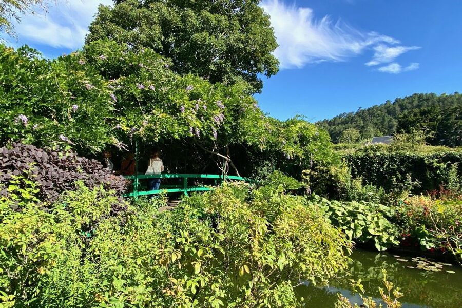 Giverny Versailles Trianon Small Group by Minivan from Paris - Big and Small Trianon, plus Hamlet de la Reine