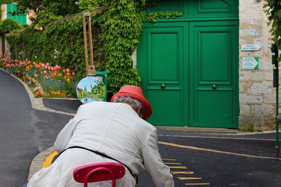 Giverny Village Walking Tour & Skip-the-Line to Monet Garden - Key highlights to care about before you go