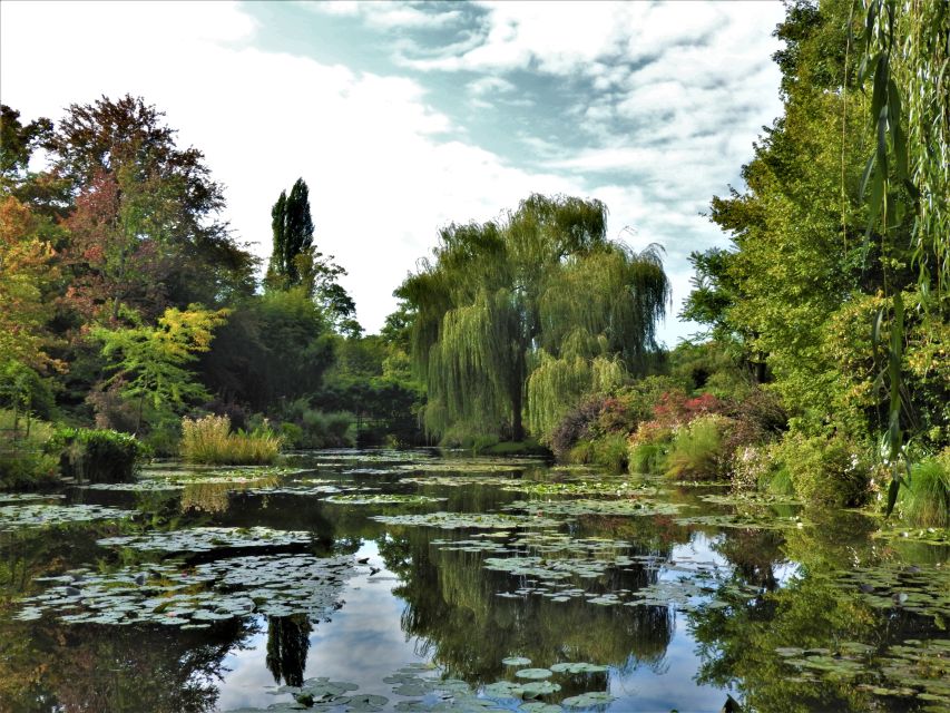 Giverny Village Walking Tour & Skip-the-Line to Monet Garden - Monet’s House: what’s included, and what to expect