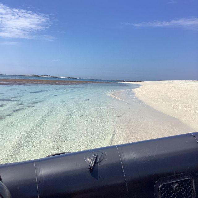Glénan islands discover, full or half day privatization - St Nicolas stop: specialty seafood reservations, or keep it simple