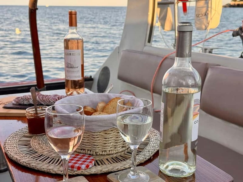 Golf Juan: Sunset Sailing Cruise with aperitif at the Island - Key highlights before you plan