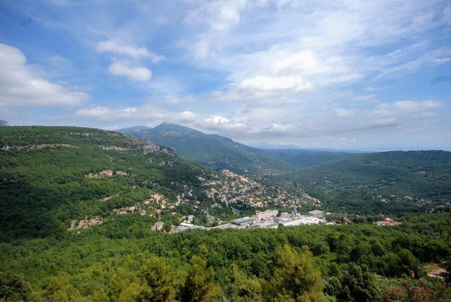 Grasse, Valbonne & Gourdon: Day Tour with Wine Tasting - Why this Grasse, Valbonne & Gourdon tour is a smart use of your day
