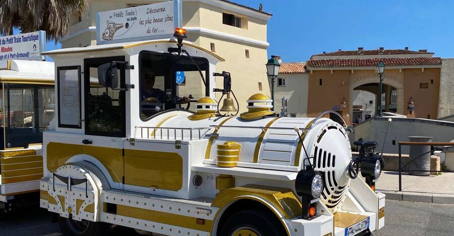 Grimaud: Guided Tour of Port Grimaud & Grimaud by Train - Port-Grimaud lagoon side: what you’ll notice from the train