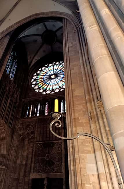 Guided Tours of Strasbourg Cathedral - The pillar of angels: a moment worth slowing down for