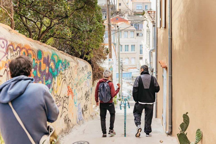Guided Walk in beautiful and hidden neighborhoods - Jean-Marc’s storytelling: why the rebellious city makes sense on this route