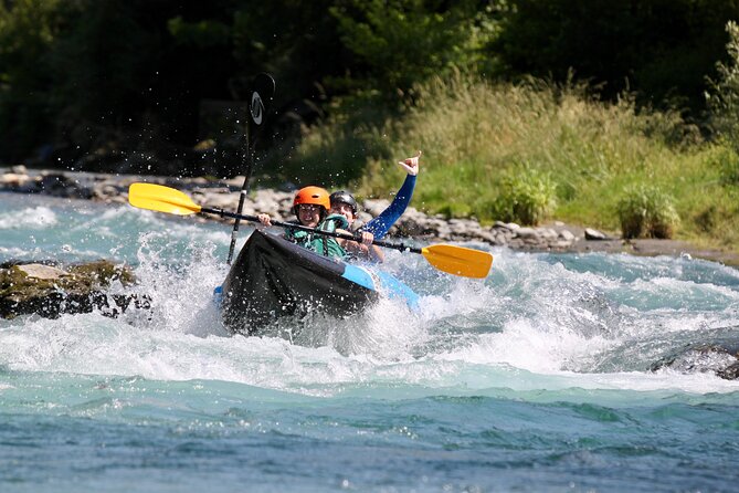 Half-day sailing on the Gave de Pau - Picking your boat: stable family rafts or solo hotheaded runs