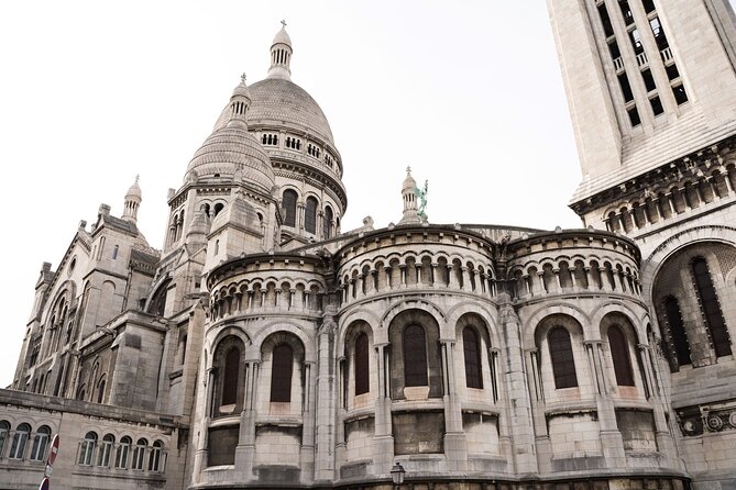 Hidden Montmartre: Paris' Secret Streets Walking Tour - How the guides and the small-group size change the whole walk