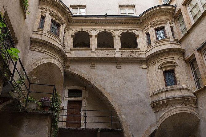 Highlights and Hidden Gems of Lyon Guided Walking Tour (English) - Place des Terreaux: Lyon’s main square as your quick orientation tool