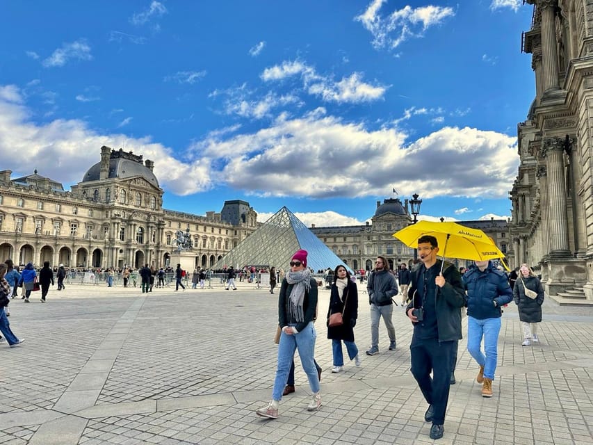 Historic Paris Walking Tour in English - Louvre: how the palace became a museum (and a Mona Lisa story)