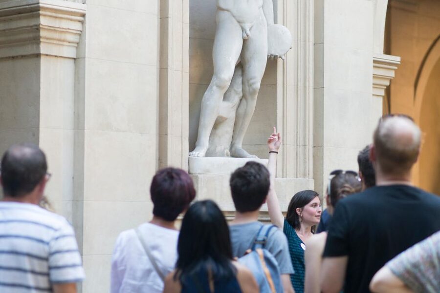Historical and naughty tour of Lyon in french - Meeting at Musée des Beaux Arts, Look for the Badge