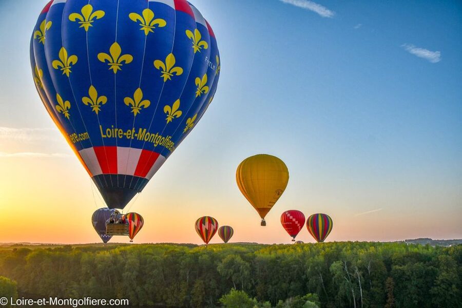 Hot Air Balloon Flight above the Castle of Chenonceau - Getting back to the meeting place by Jeep or SUV