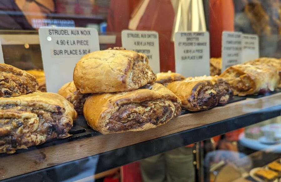 Jewish Marais - Yiddish world : Walking tour and pastries - Ending at Mémorial de la Shoah: Leaving with Context, Not Just Photos