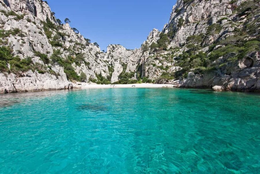 La Ciotat: Calanques Morning Boat Tour with Snorkeling - Why the 9:30 to 12:30 format feels smart