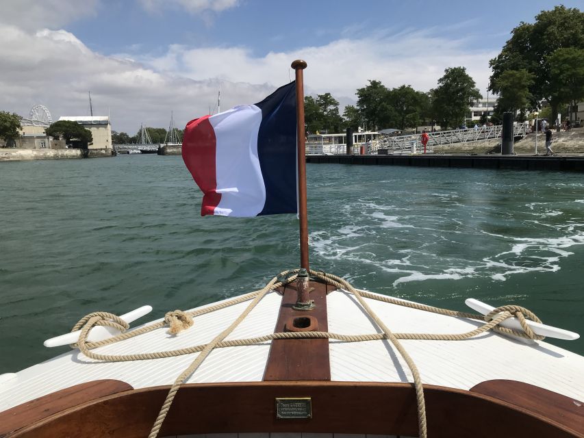 La Rochelle: 1-Hour-15-Min Boat Tour of the Bay - What $21 buys you, and where it feels like value