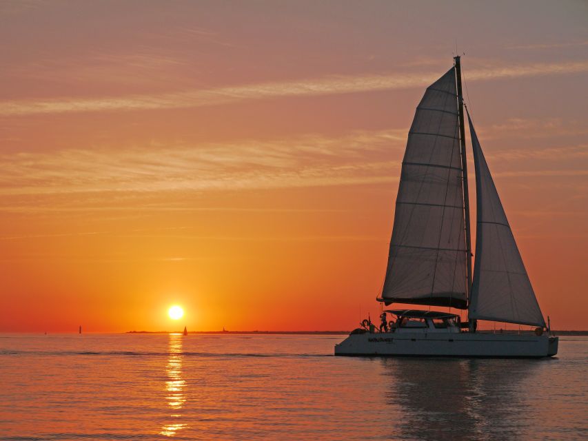 La Rochelle: 2-Hour Sunset Sailing Cruise - The First Leg: Daylight Views of La Rochelle and Les Minimes