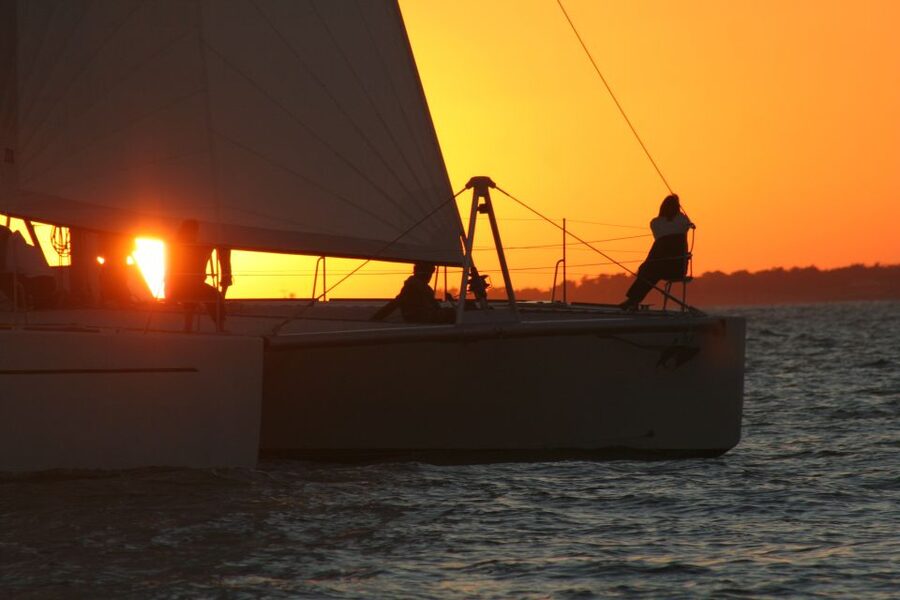 La Rochelle: 2-Hour Sunset Sailing Cruise - When the Engine Stops: Real Sail Time for Sunset Photos