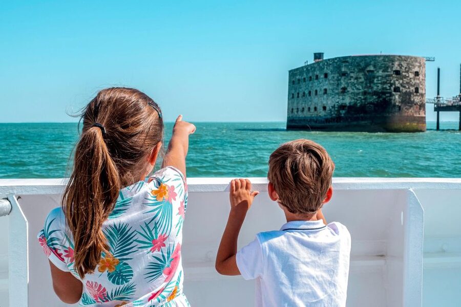 La Rochelle: Boat trip to Fort Boyard (2h00) - What The Bilingual Commentary Actually Does For You